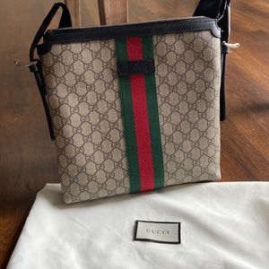 Gucci Messenger Bag